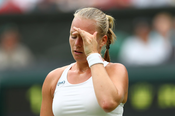 Бертенс предаде мач в IPTL по ужасно нелеп начин (видео) Бертенс предаде мач в IPTL по ужасно нелеп начин (видео)