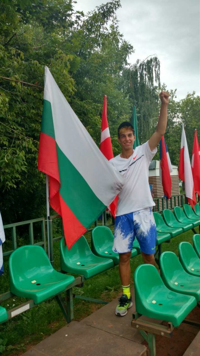 Адриан Андреев с победа в Австралия
