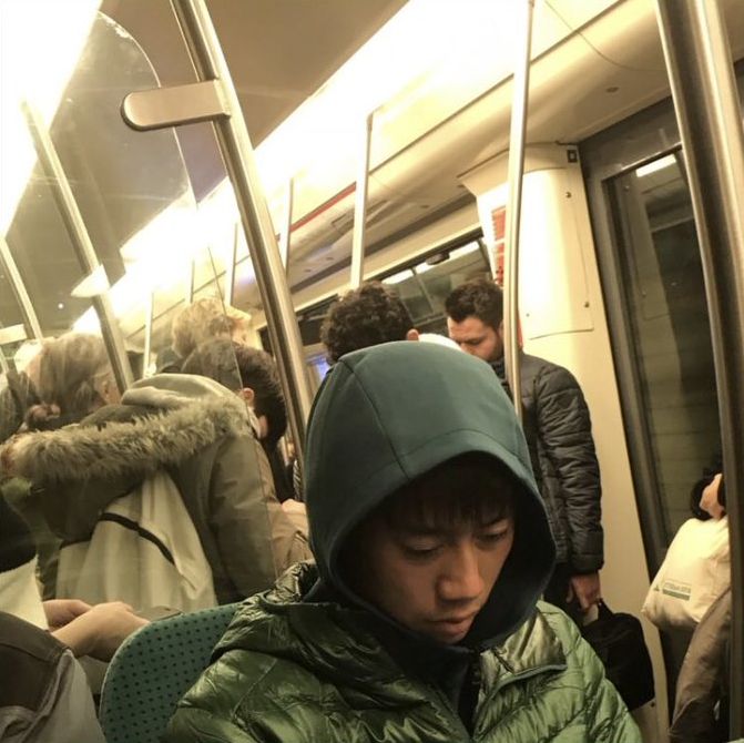 Нишикори отиде на тренировка в Ротердам с метро Нишикори отиде на тренировка в Ротердам с метро