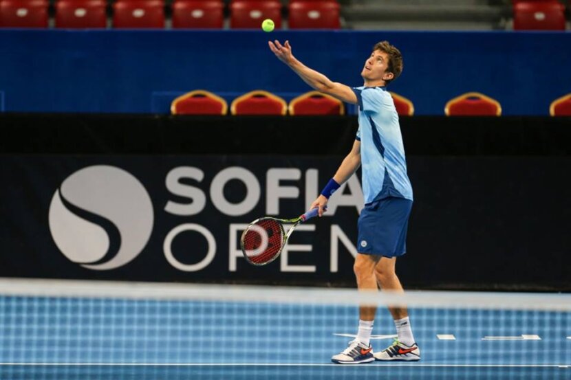 Квалификантът Яник Маден елиминира Манарино на старта на Sofia Open