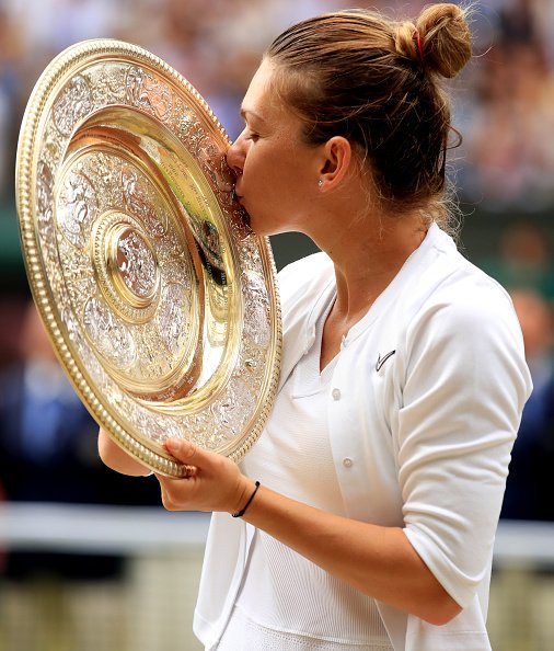 Halep 11