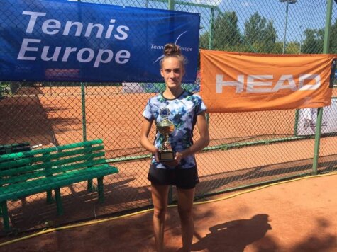 denislava glushkova
