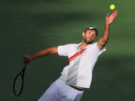 karlovic serve