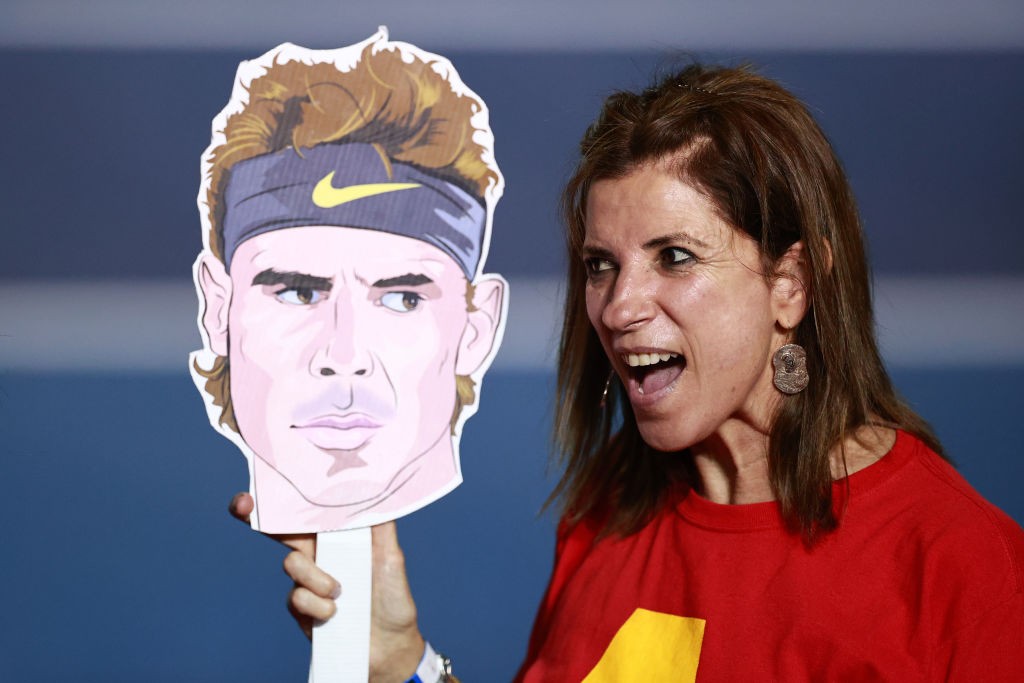 ACAPULCO, MEXICO - FEBRUARY 28: Fan of Rafael Nadal gestures during the singles match between Rafael Nadal of Spain and Grigor Dimitrov of Bulgaria as part of the ATP Mexican Open 2020 Day 5 at Princess Mundo Imperial on February 28, 2020 in Acapulco, Mexico. (Photo by Hector Vivas/Getty Images)