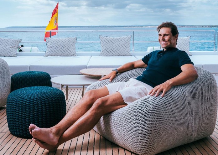 Rafael-Nadal-enjoys-on-his-new-80-foot-luxury-yacht-3