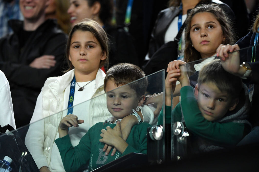 MELBOURNE, AUSTRALIA - JANUARY 20: The children of Roger Federer of Switzerland, Charlene, Myla, Lenny and Leo are seen during the Men's Singles first round match between Roger Federer of Switzerland and Steve Johnson of the United States of America on day one of the 2020 Australian Open at Melbourne Park on January 20, 2020 in Melbourne, Australia. (Photo by Quinn Rooney/Getty Images)