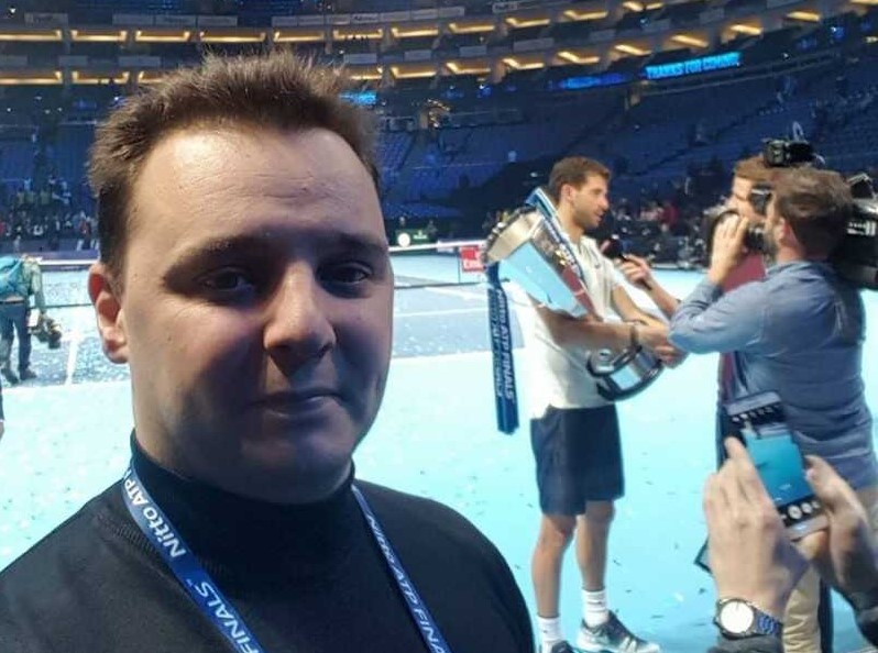 Почина спортният журналист Никола Шентов Почина спортният журналист Никола Шентов
