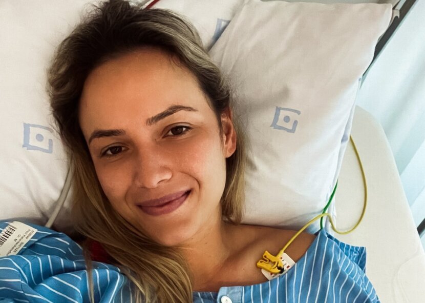 Операция на коляното за Дона Векич Операция на коляното за Дона Векич
