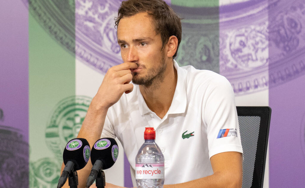 Световният №1 Даниил Медведев и останалите тенисисти от Русия ще
