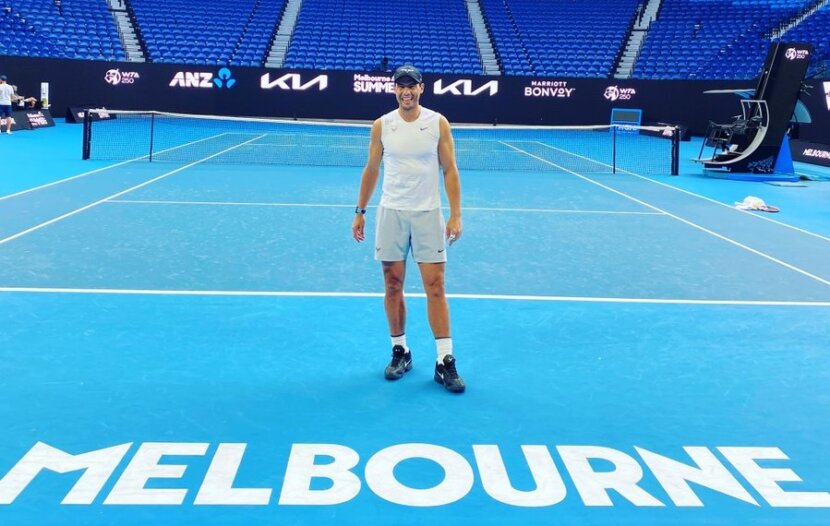 Надал е в Мелбърн, Джокович тренира с топките на Australian Open Надал е в Мелбърн, Джокович тренира с топките на Australian Open