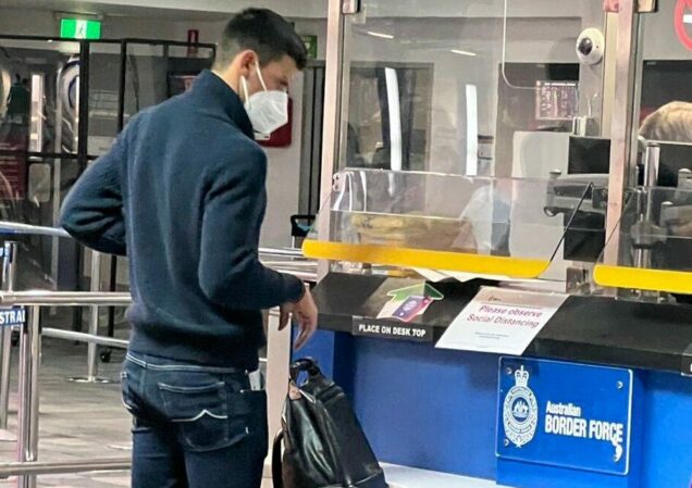 Транскрипция на част от разговора на Джокович на летището Транскрипция на част от разговора на Джокович на летището