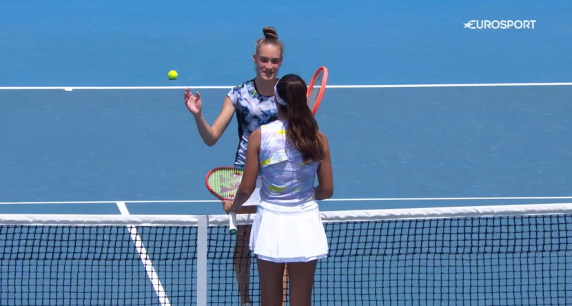 Световната №1 при девойките отстрани Глушкова на Australian Open