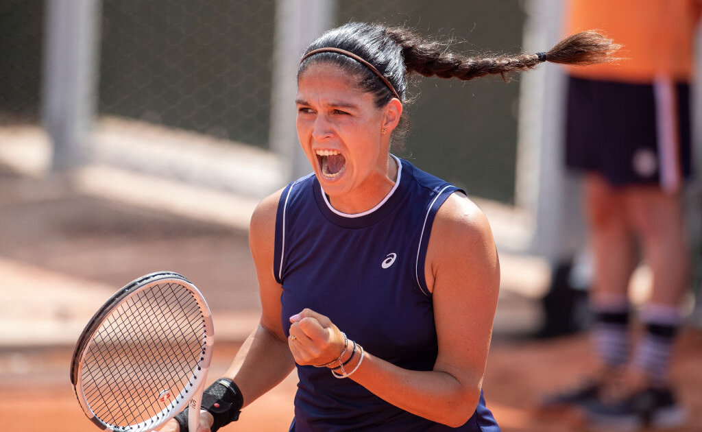 Chennai Open първи квалификационен кръгИзабелла Шиникова – Екатерина Яшина 6 2