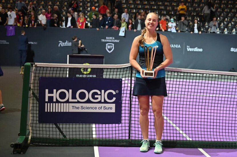Блинкова надделя над Паолини за дебютната си WTA титла