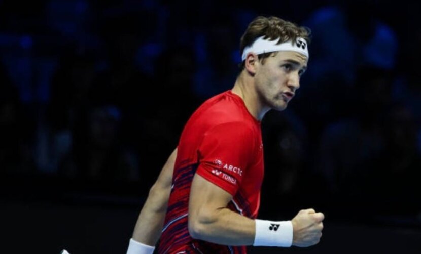 Оже-Алиасим се срина психически и Финалите на ATP започнаха с изненада Оже-Алиасим се срина психически и Финалите на ATP започнаха с изненада
