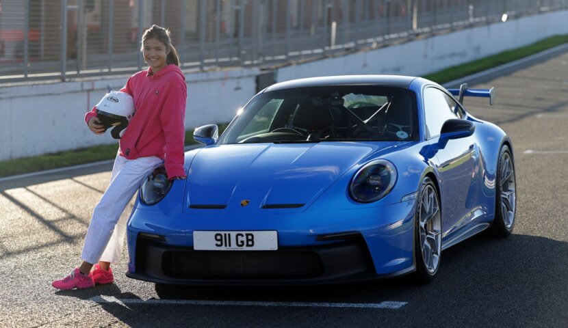 Радукану тества Porsche GT3 на "Брандс Хеч" (видео) Радукану тества Porsche GT3 на "Брандс Хеч" (видео)