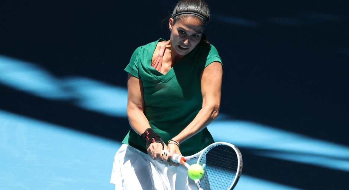 ITF W60 Съндерланд осминафиналИзабелла Шиникова – Сонай Картал 3 6 2 6Изабелла