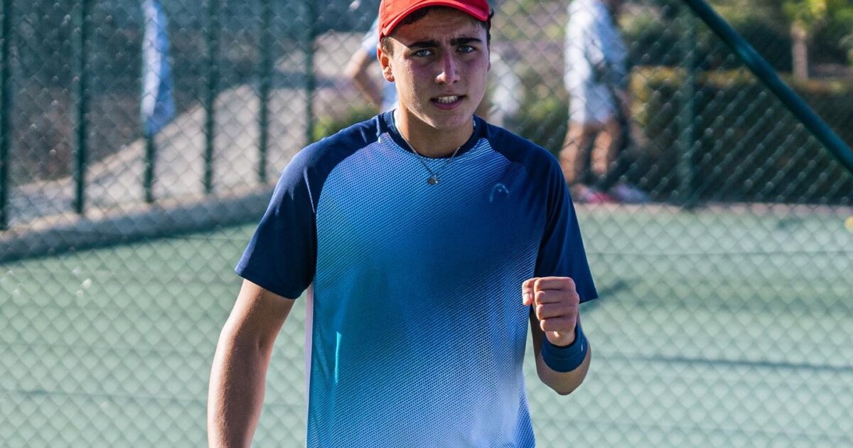 14 годишният Иван Иванов записа трета победа в мъжкия тенис в
