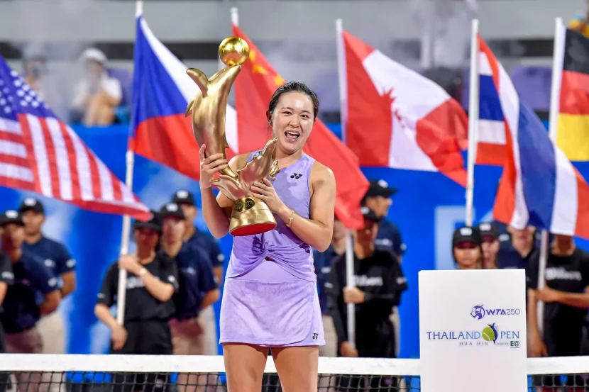 Жу триумфира с първата си WTA титла