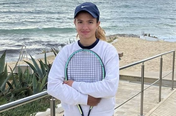 Ива Иванова достигна до четвъртфиналите на силния турнир от категория