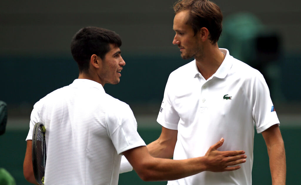 Alcaraz joue plus lentement et sans sa confiance antérieure – TennisKafe