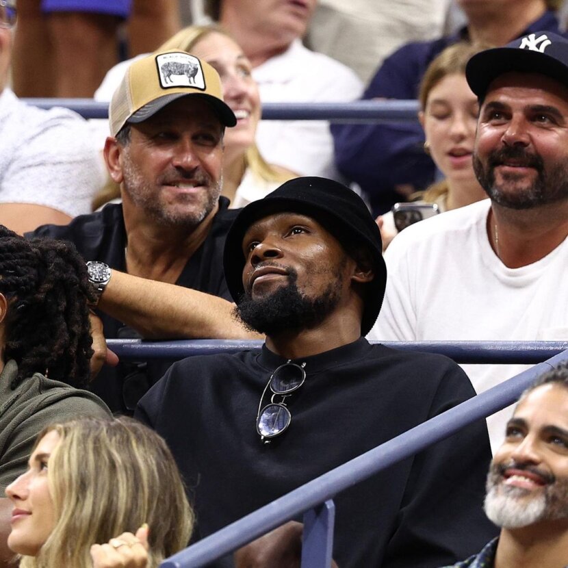 Звездите по трибуните на финала на US Open Звездите по трибуните на финала на US Open