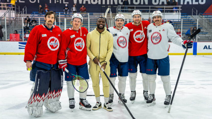 Тиафо поигра тенис на лед със звезди от NHL Тиафо поигра тенис на лед със звезди от NHL