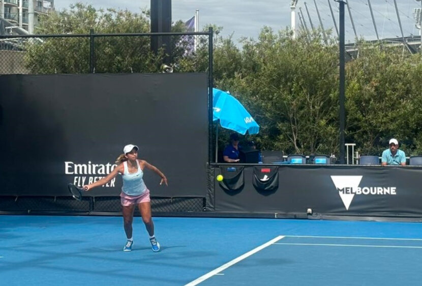 Ива Иванова на четвъртфинал на Australian Open Ива Иванова на четвъртфинал на Australian Open