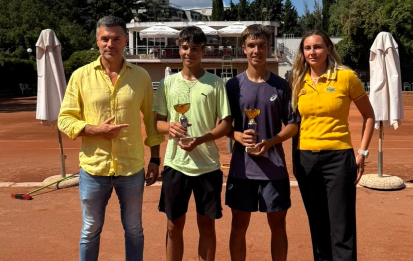Калоян Шиков с две титли на ITF във Варна Калоян Шиков с две титли на ITF във Варна