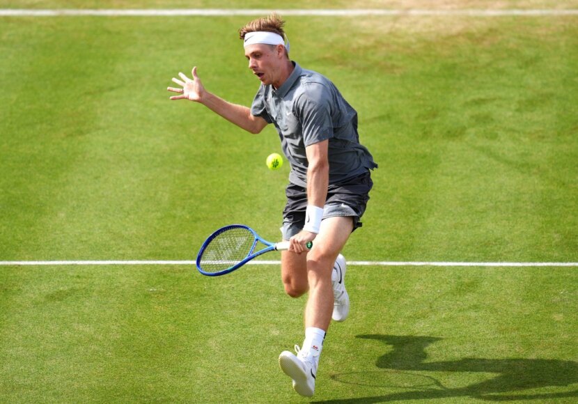 Шаповалов спечели наградата за "Удар на месеца" в ATP (видео) Шаповалов спечели наградата за "Удар на месеца" в ATP (видео)