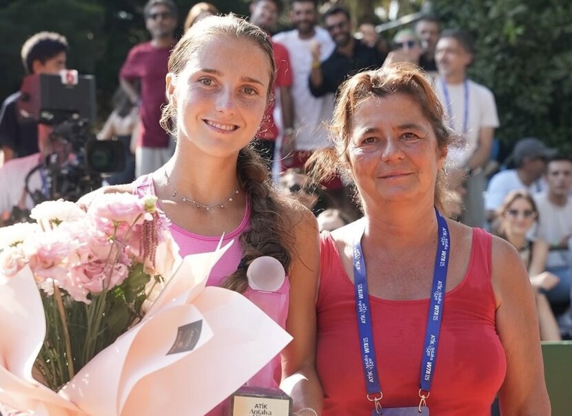 Триумф за Роси Денчева - от квалификант до шампион на WTA 125 в Анталия